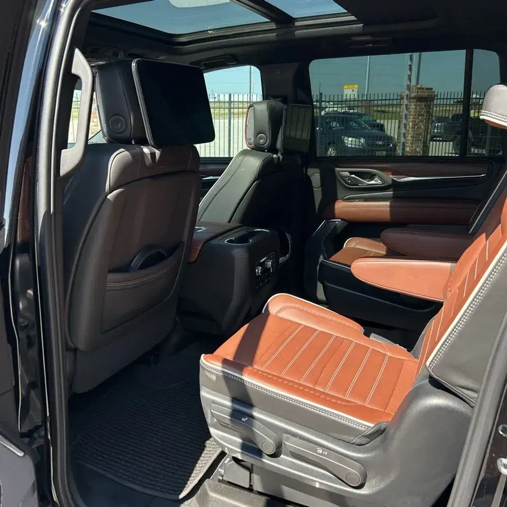 2023 GMC Yukon XL Denali Ultimate