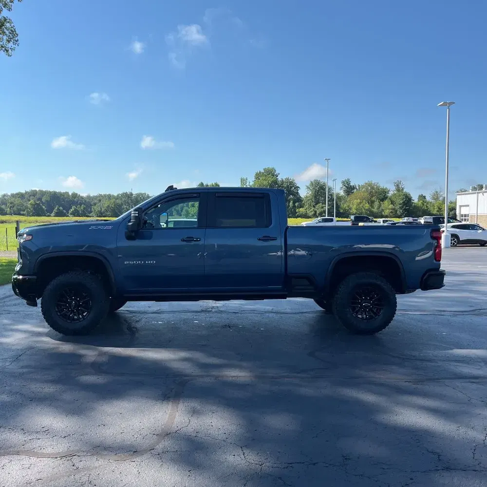 2024 Chevrolet Silverado 2500HD ZR2