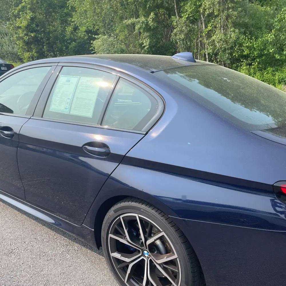 2022 BMW 5-Series M550xi