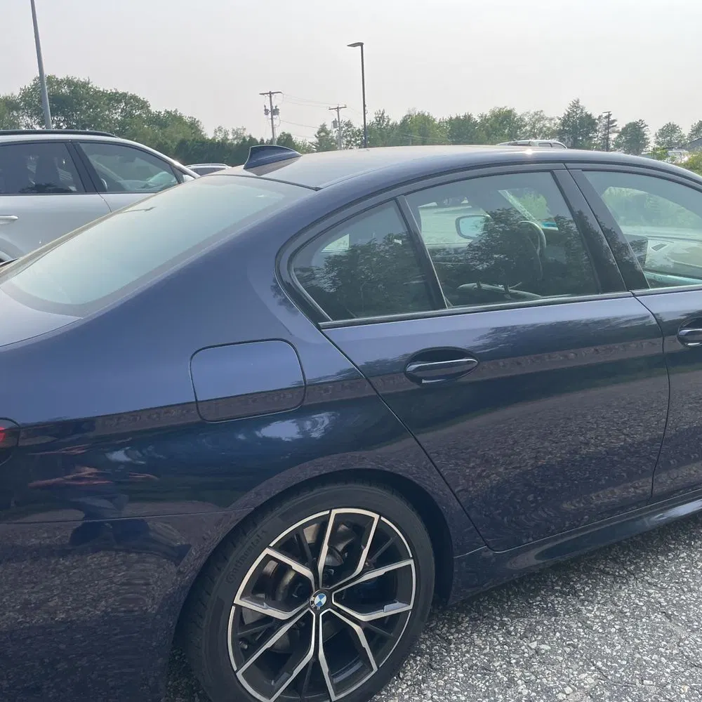2022 BMW 5-Series M550xi