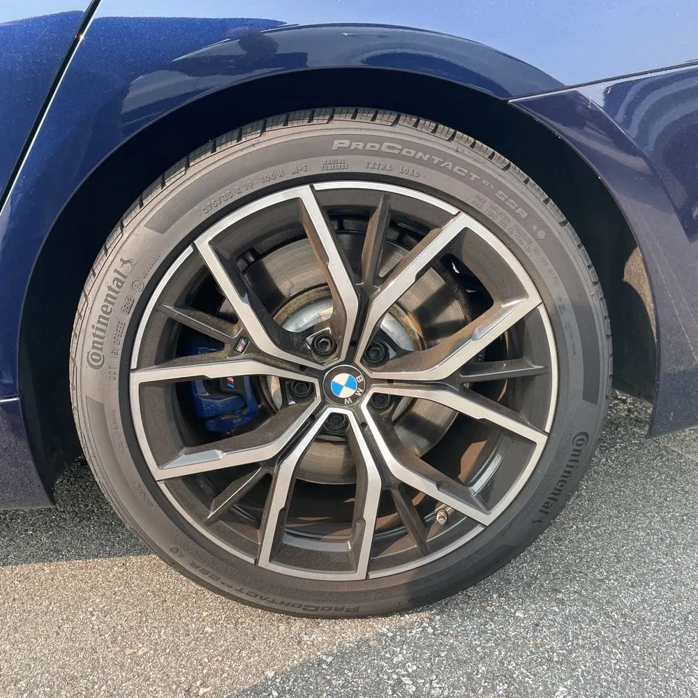2022 BMW 5-Series M550xi