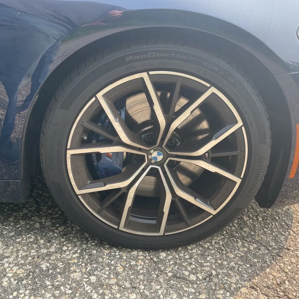 2022 BMW 5-Series M550xi