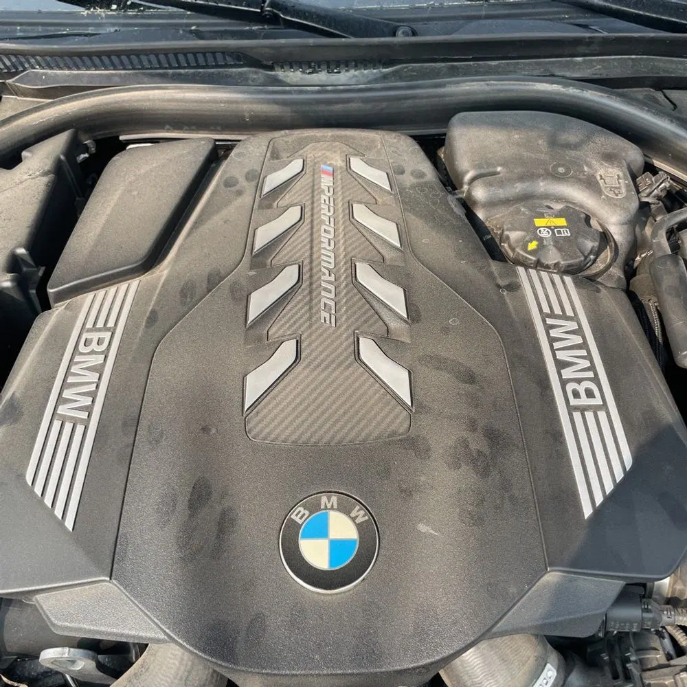 2022 BMW 5-Series M550xi