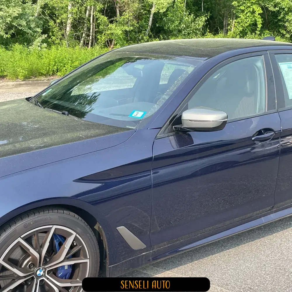 2022 BMW 5-Series M550xi