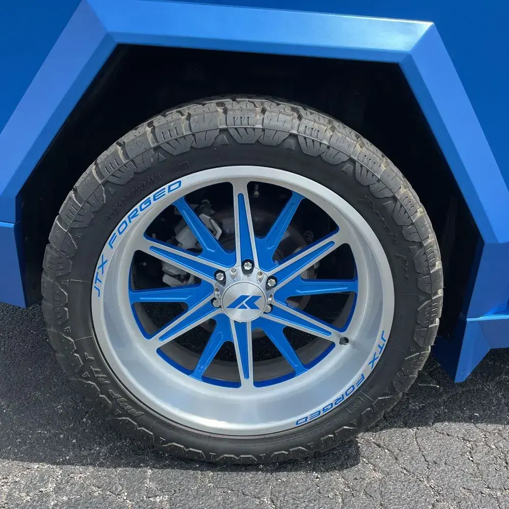 2024 Tesla Cybertruck Base