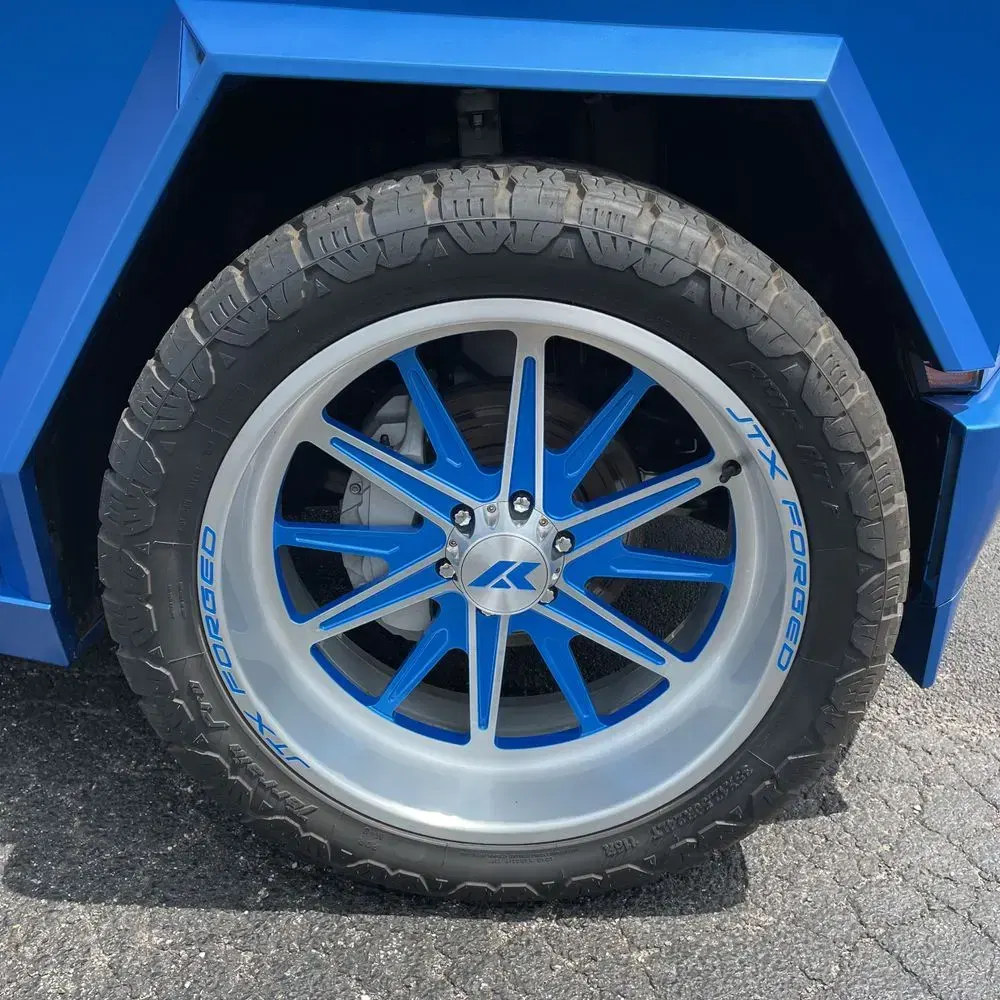 2024 Tesla Cybertruck Base