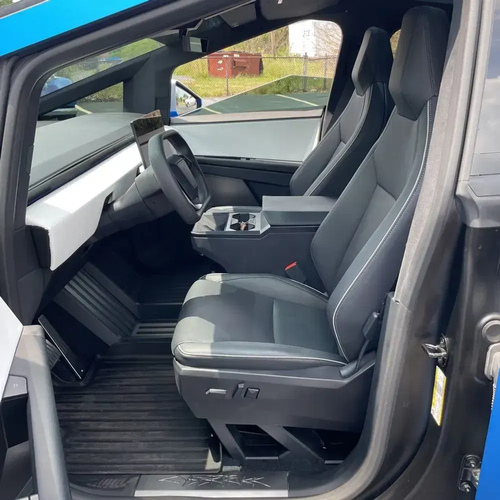 2024 Tesla Cybertruck Base