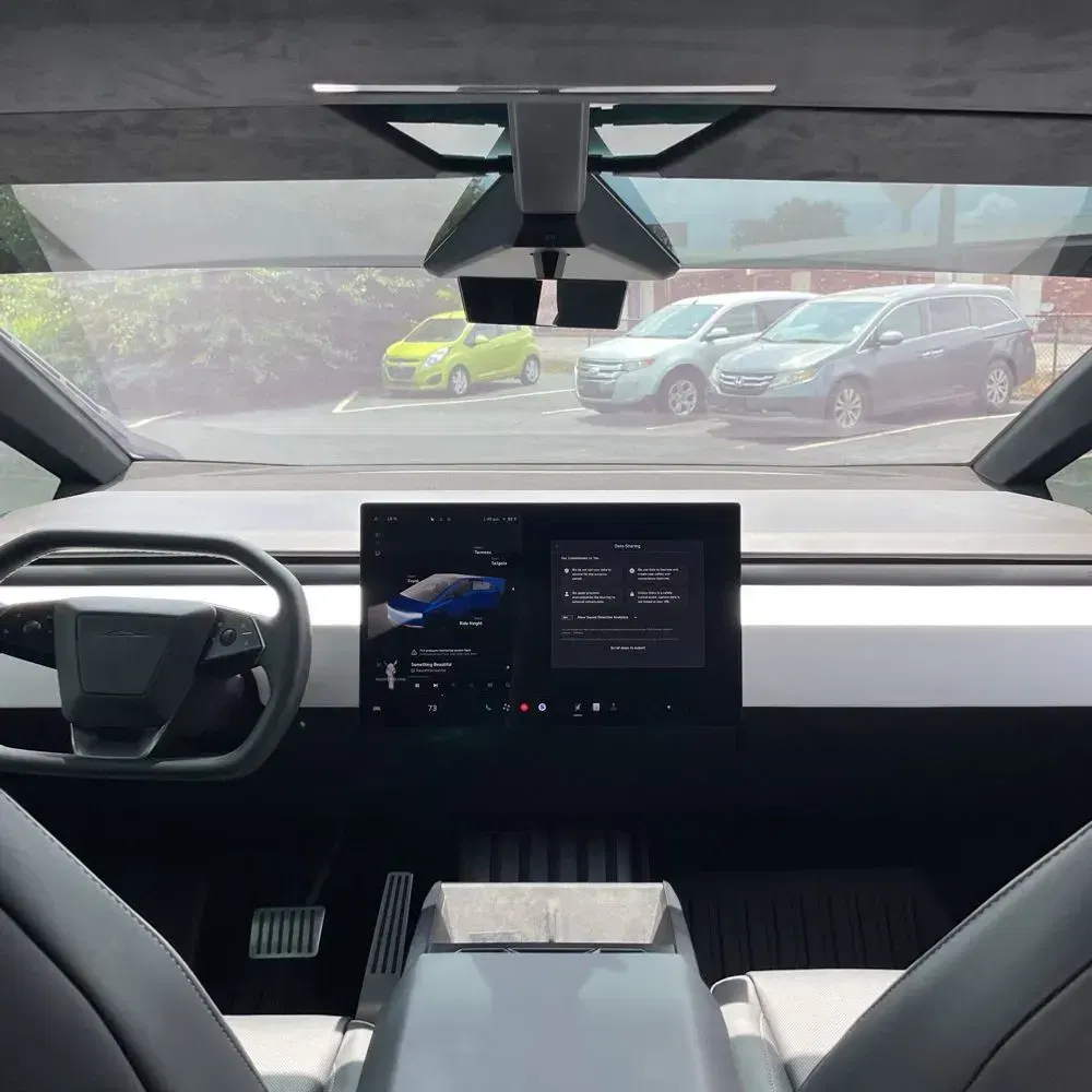 2024 Tesla Cybertruck Base