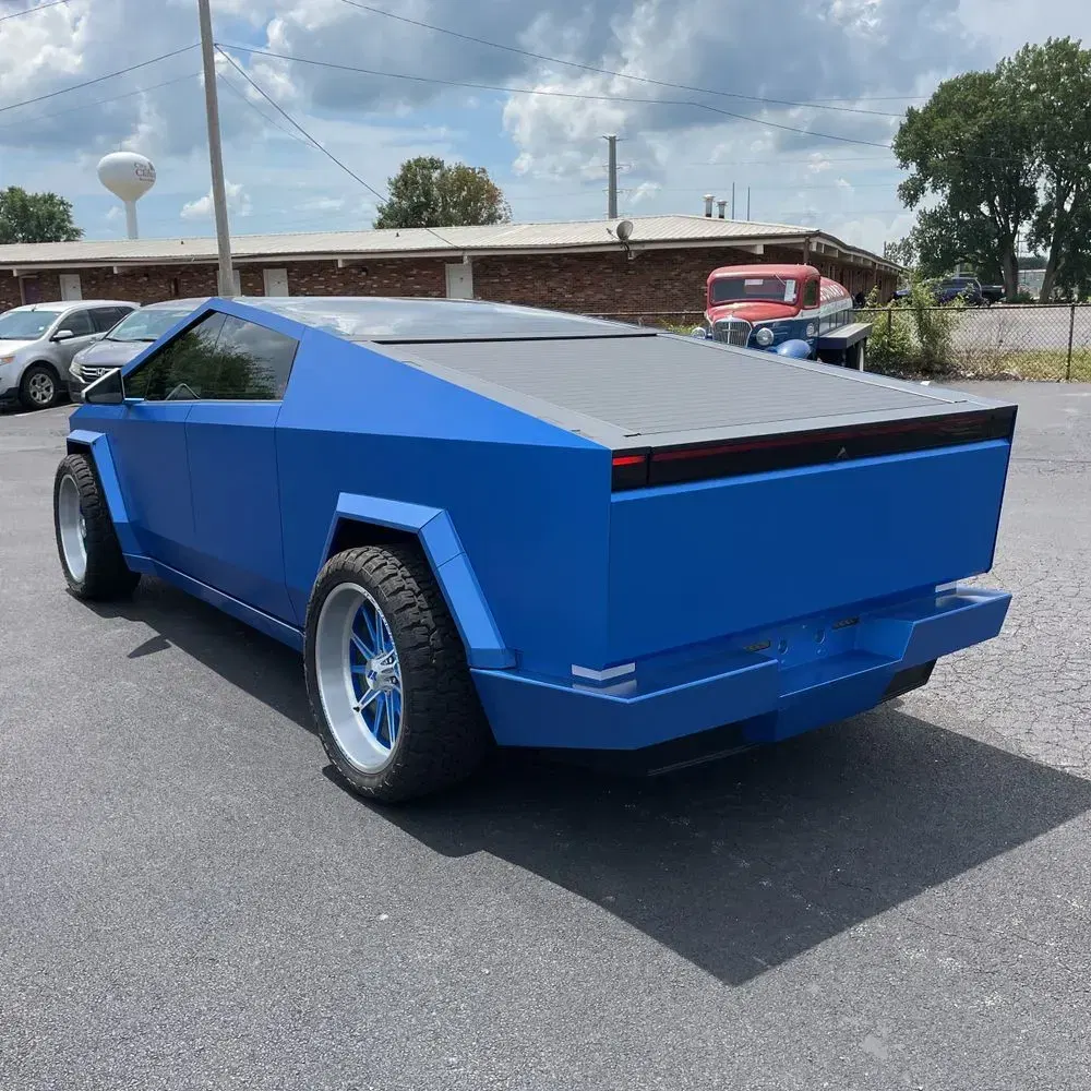 2024 Tesla Cybertruck Base