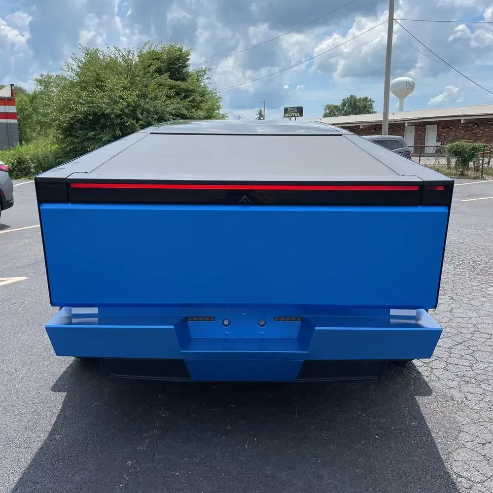 2024 Tesla Cybertruck Base
