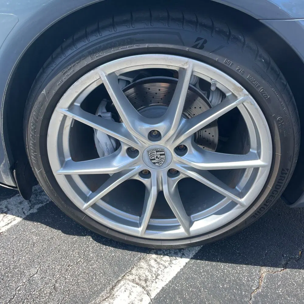 2017 Porsche 911 Carrera