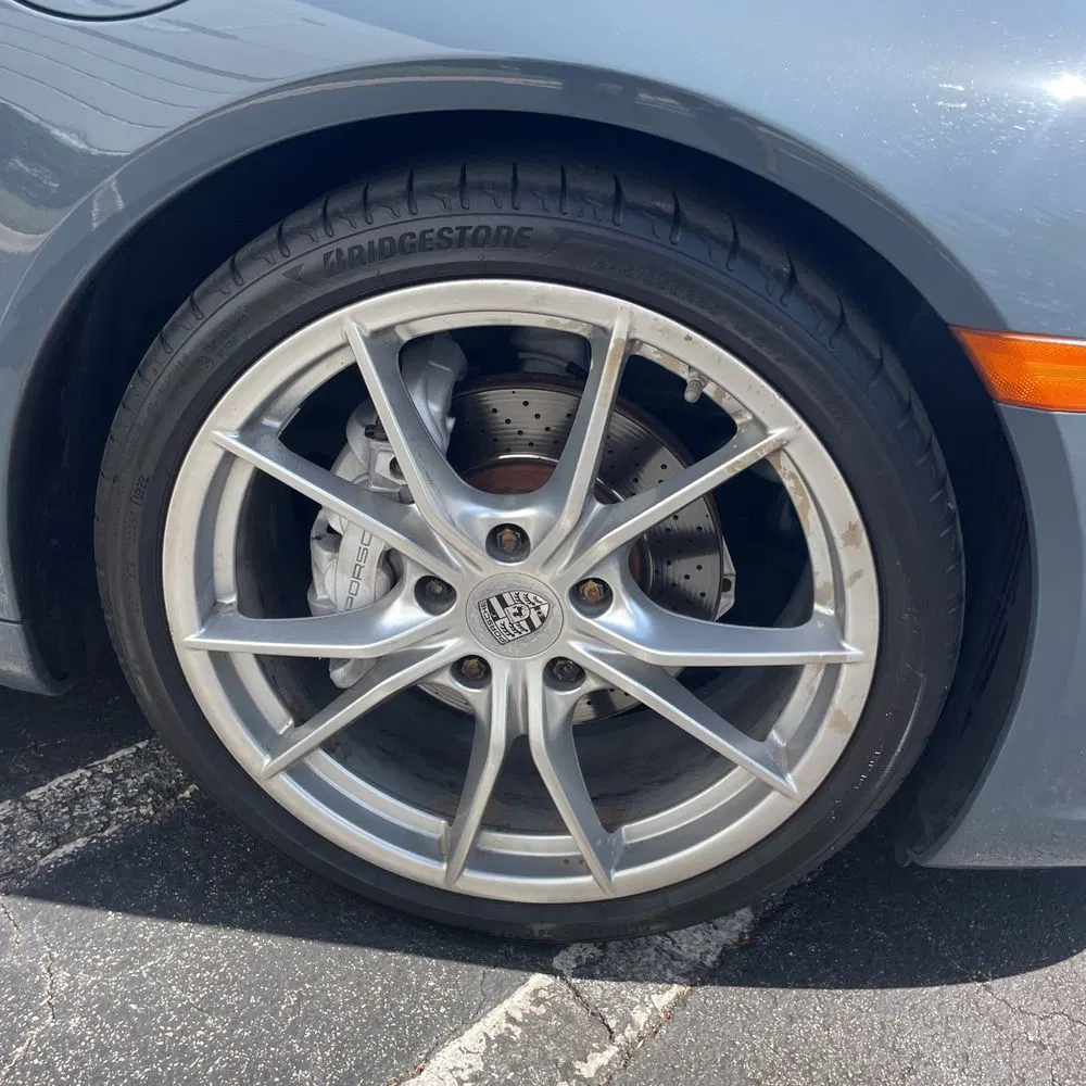 2017 Porsche 911 Carrera
