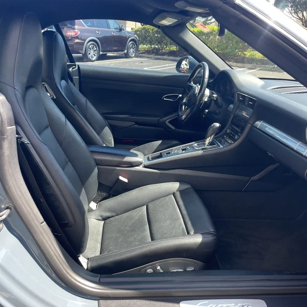 2017 Porsche 911 Carrera