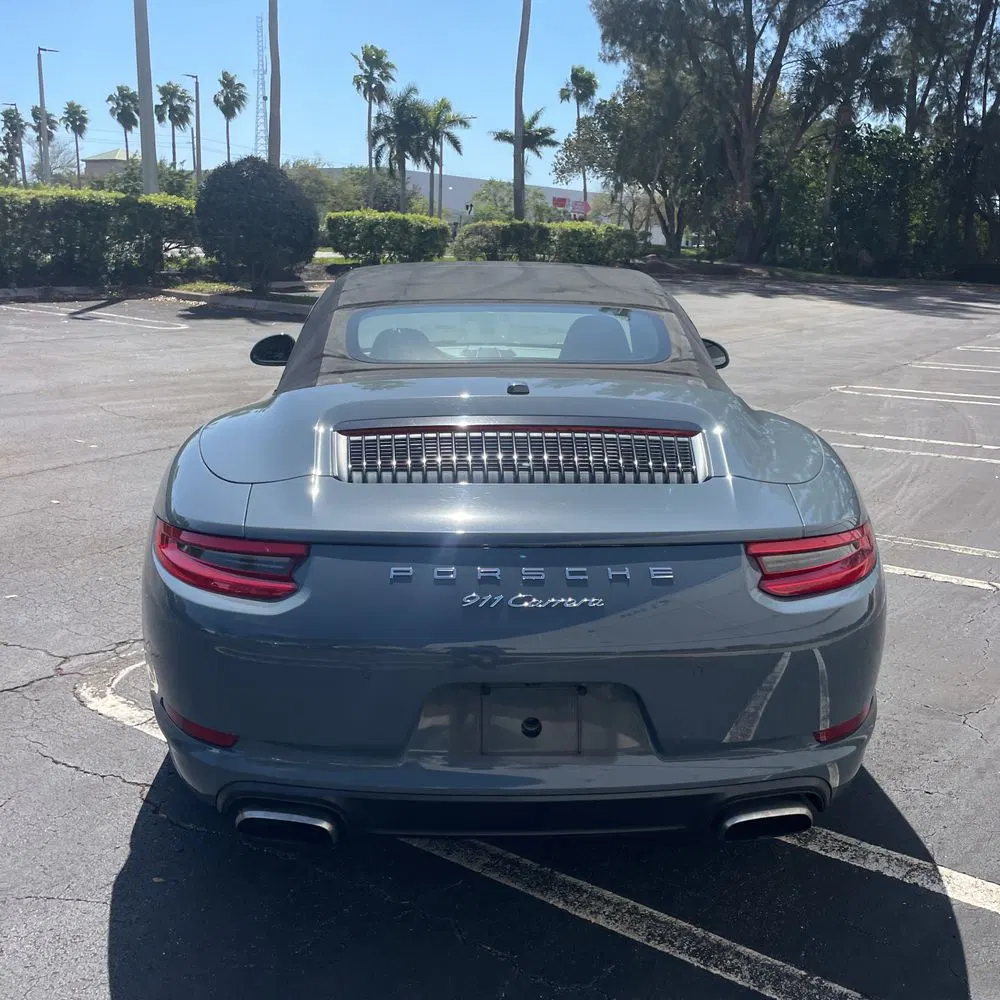 2017 Porsche 911 Carrera