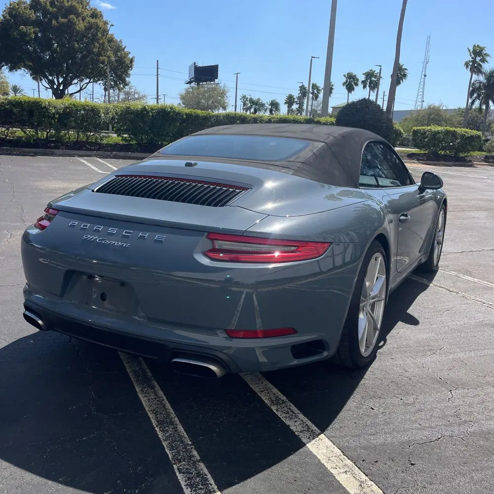 2017 Porsche 911 Carrera