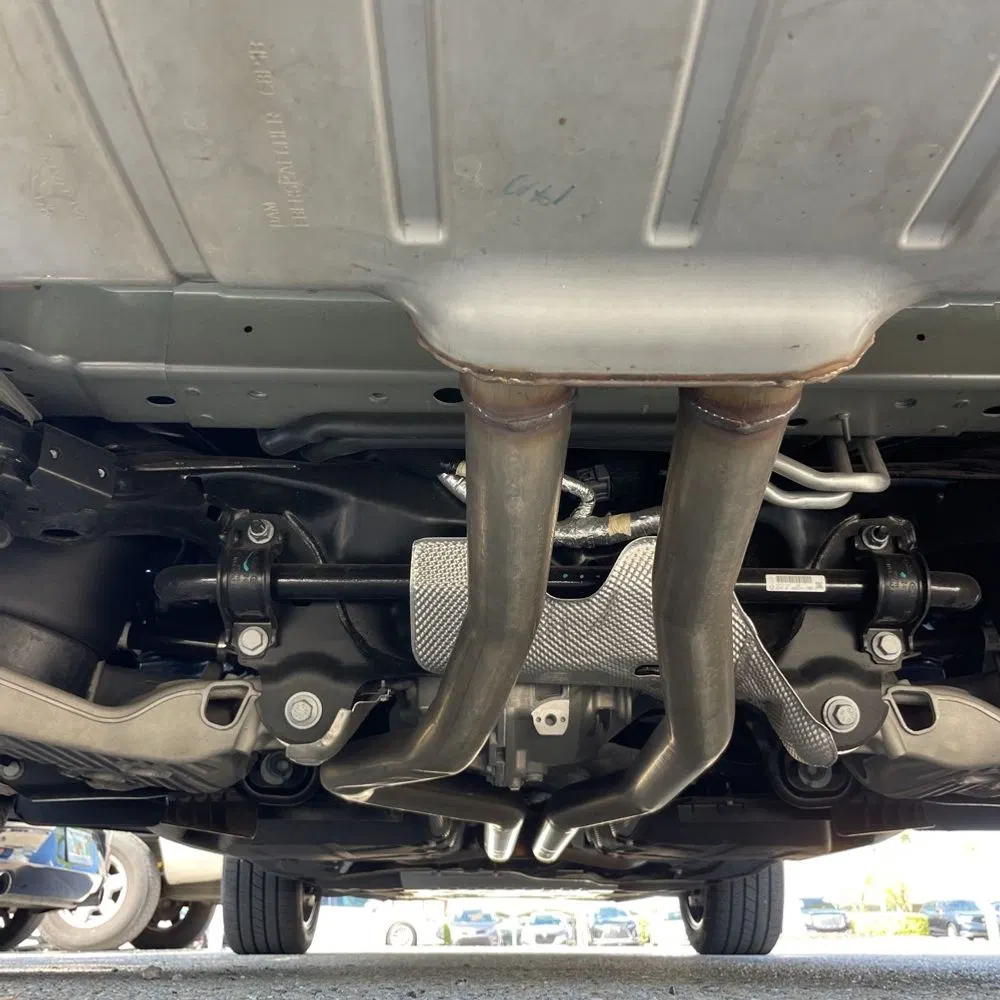 2025 Land Rover Defender 130 V8 P500