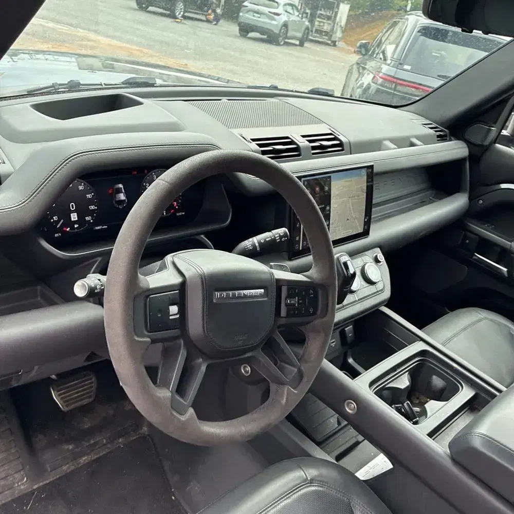 2023 Land Rover Defender 110 Carpathian Ed V8