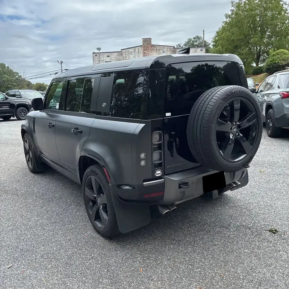 2023 Land Rover Defender 110 Carpathian Ed V8