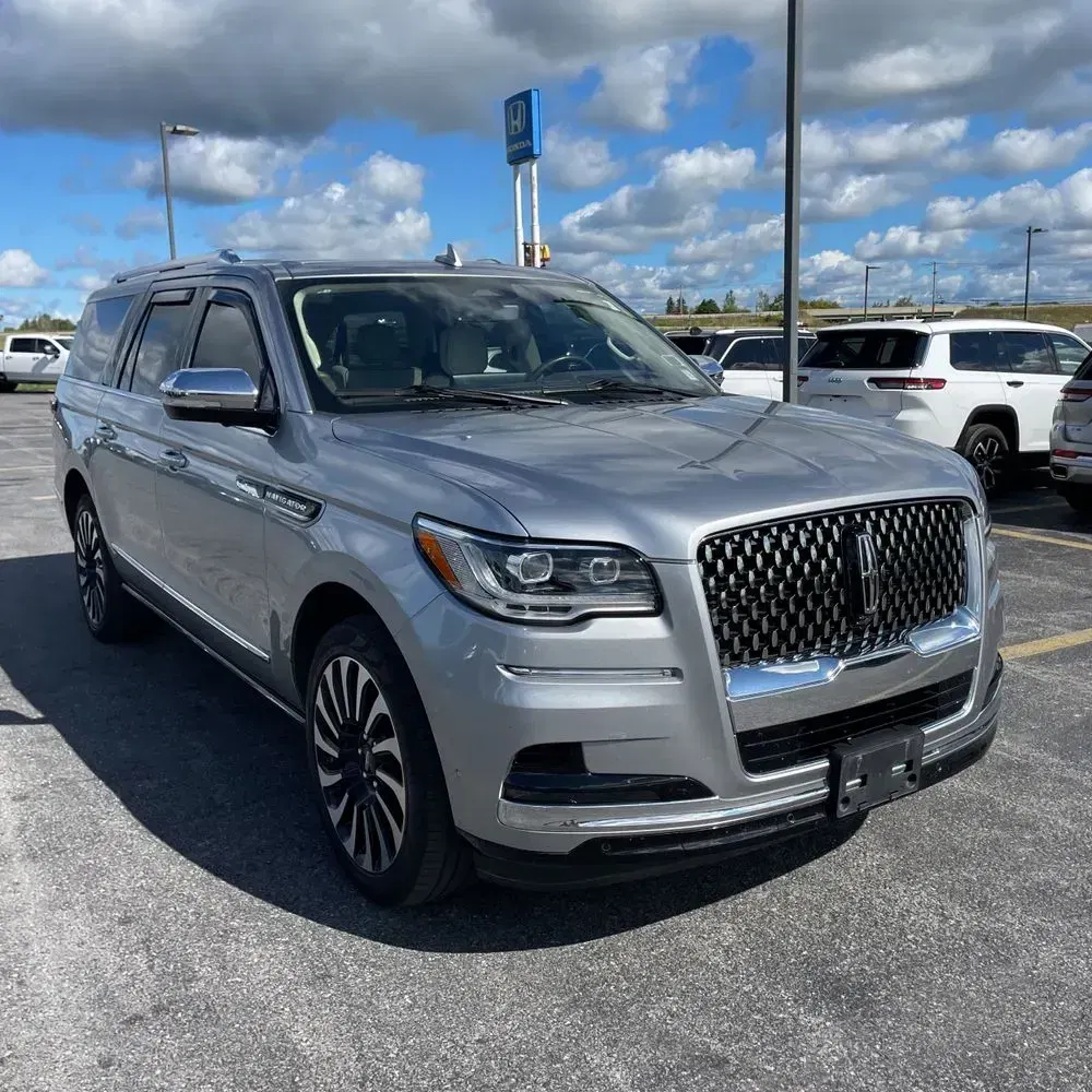 2023 Lincoln Navigator L Black Label