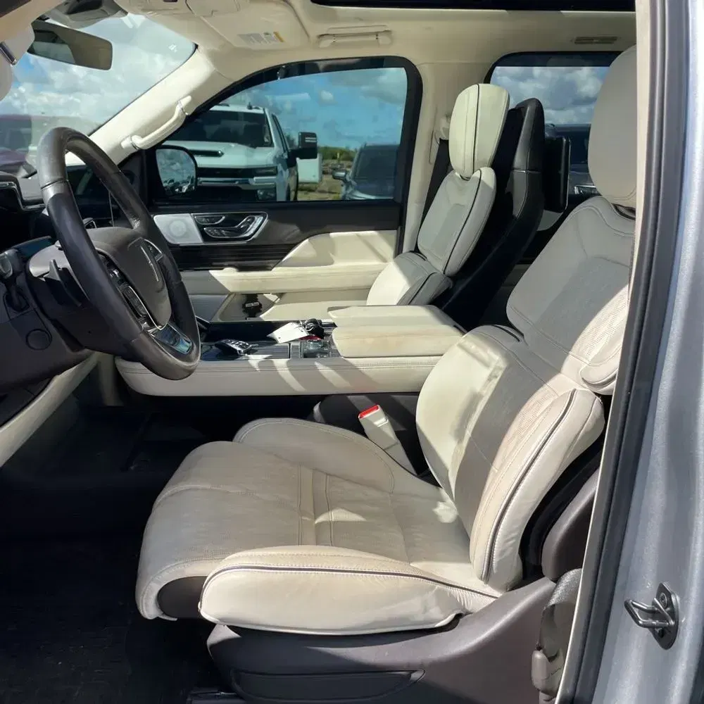 2023 Lincoln Navigator L Black Label