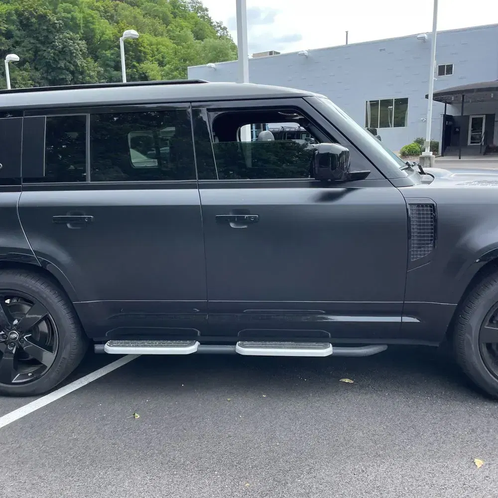 2024 Land Rover Defender 130 X-Dyn SE P400