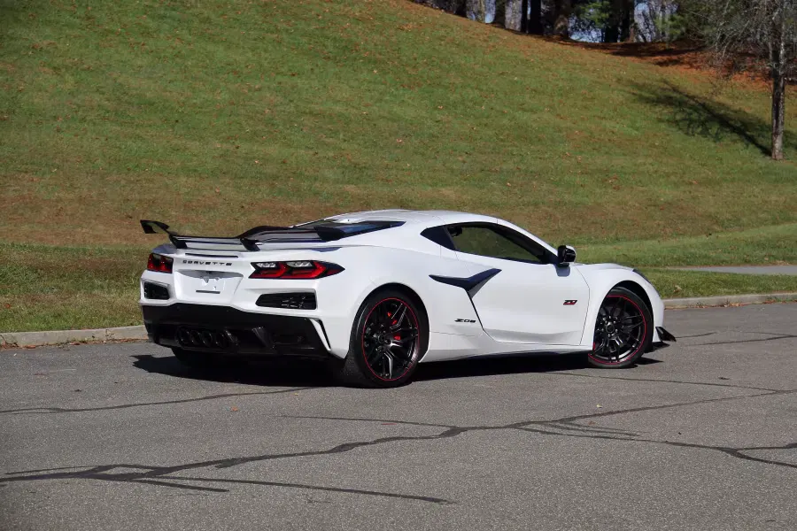2023 Chevrolet Corvette Z06 3LZ 70th Anniversary Coupe