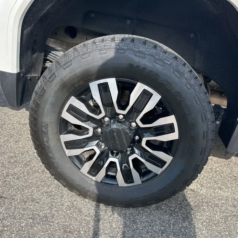 2025 GMC Sierra 2500HD Denali Ultimate