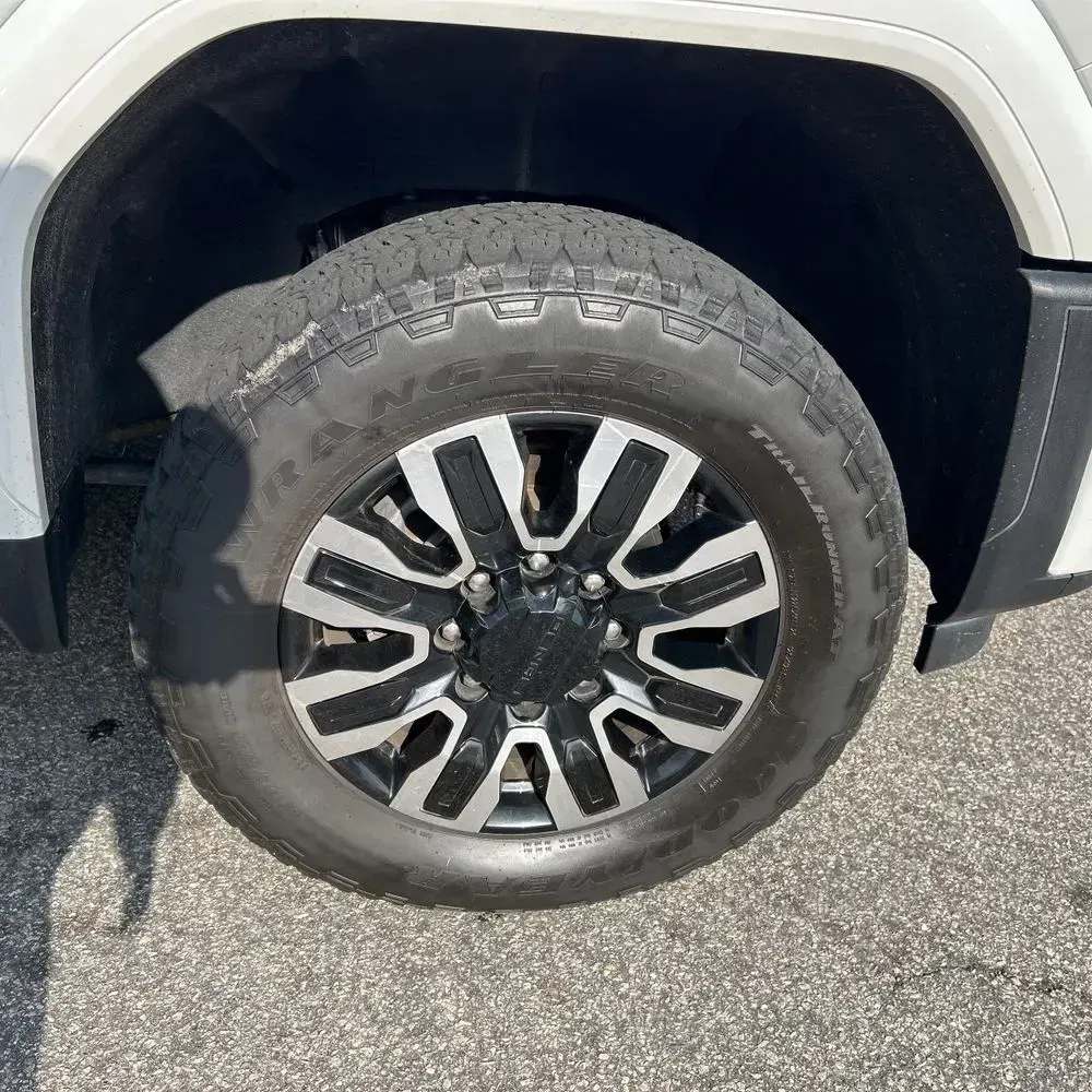 2025 GMC Sierra 2500HD Denali Ultimate