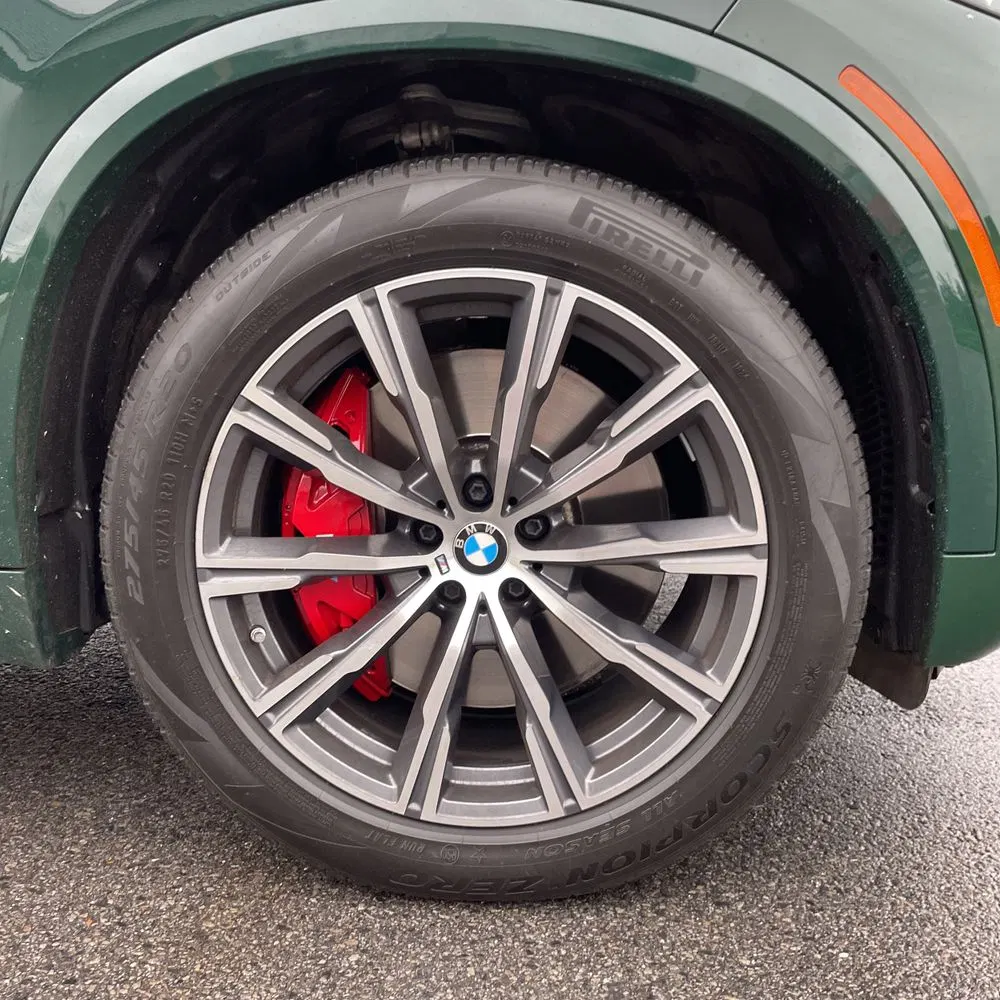 2024 BMW X5 M60i