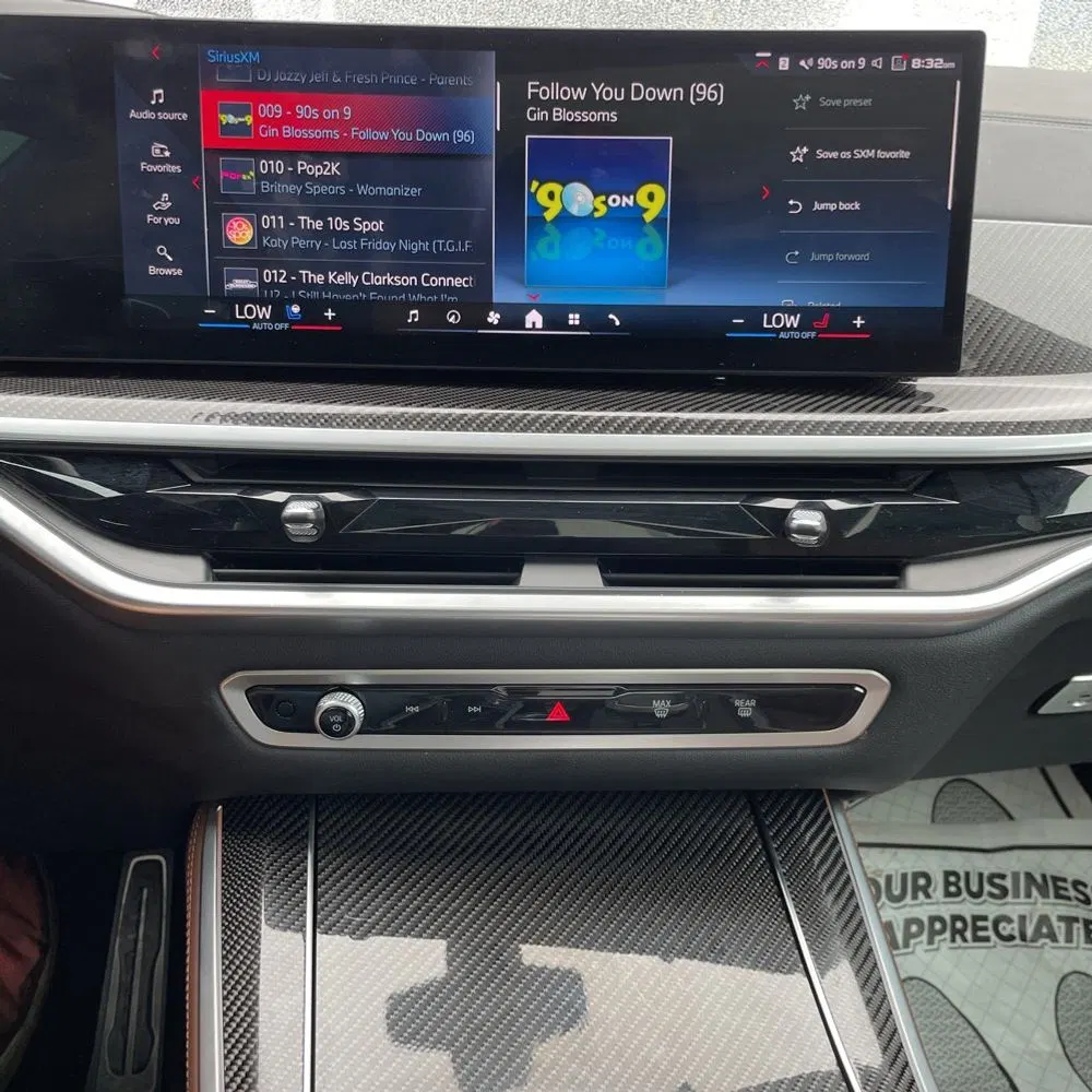 2024 BMW X5 M60i