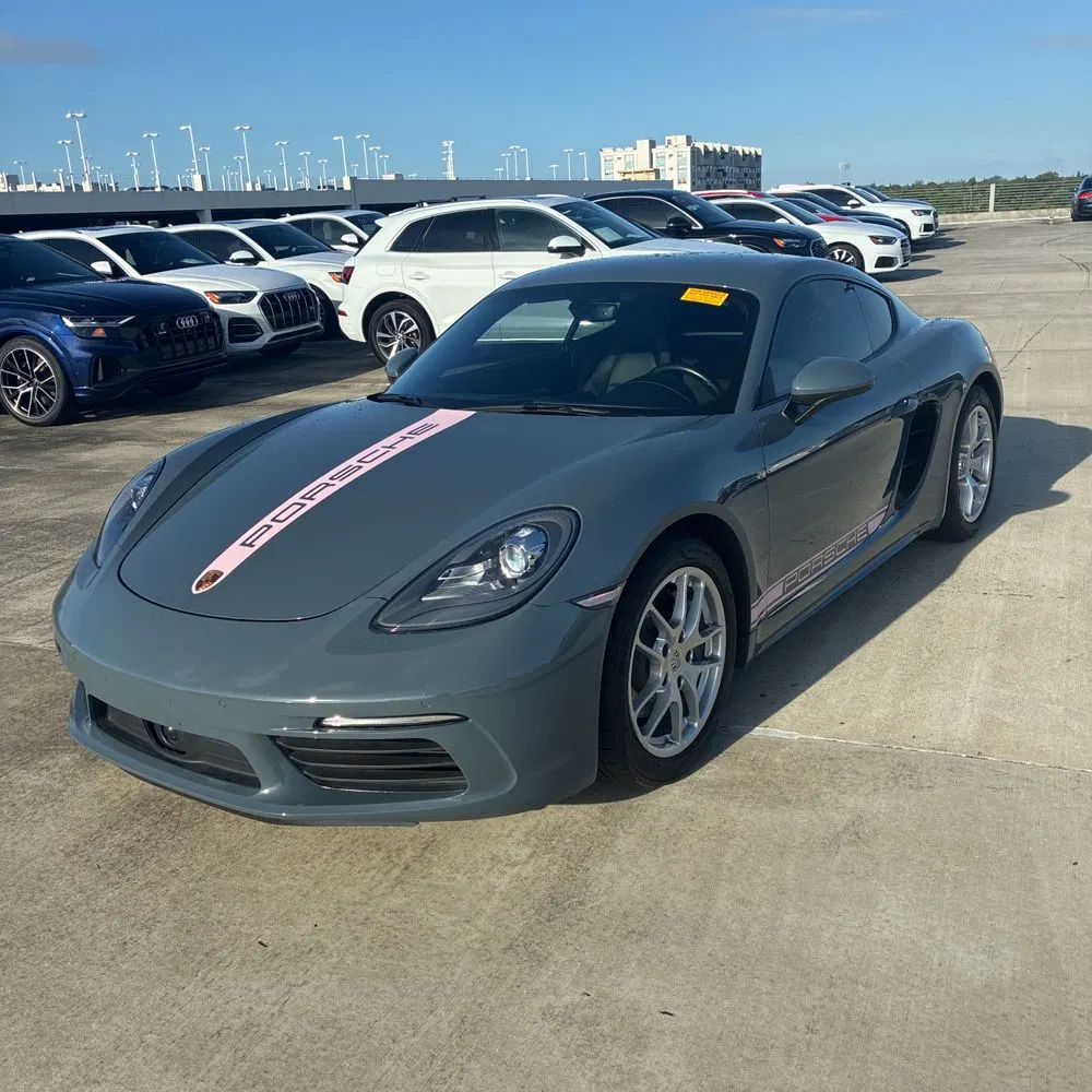 2017 Porsche 718 Cayman Base