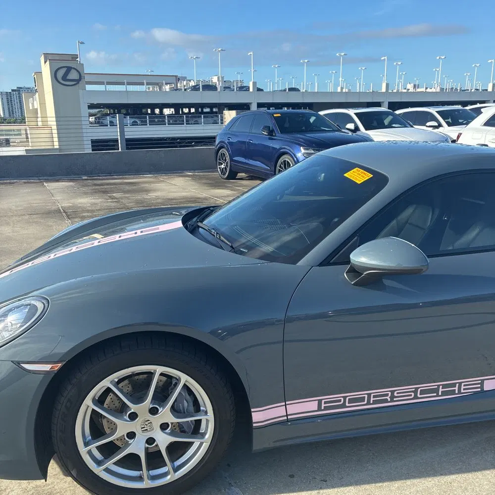 2017 Porsche 718 Cayman Base
