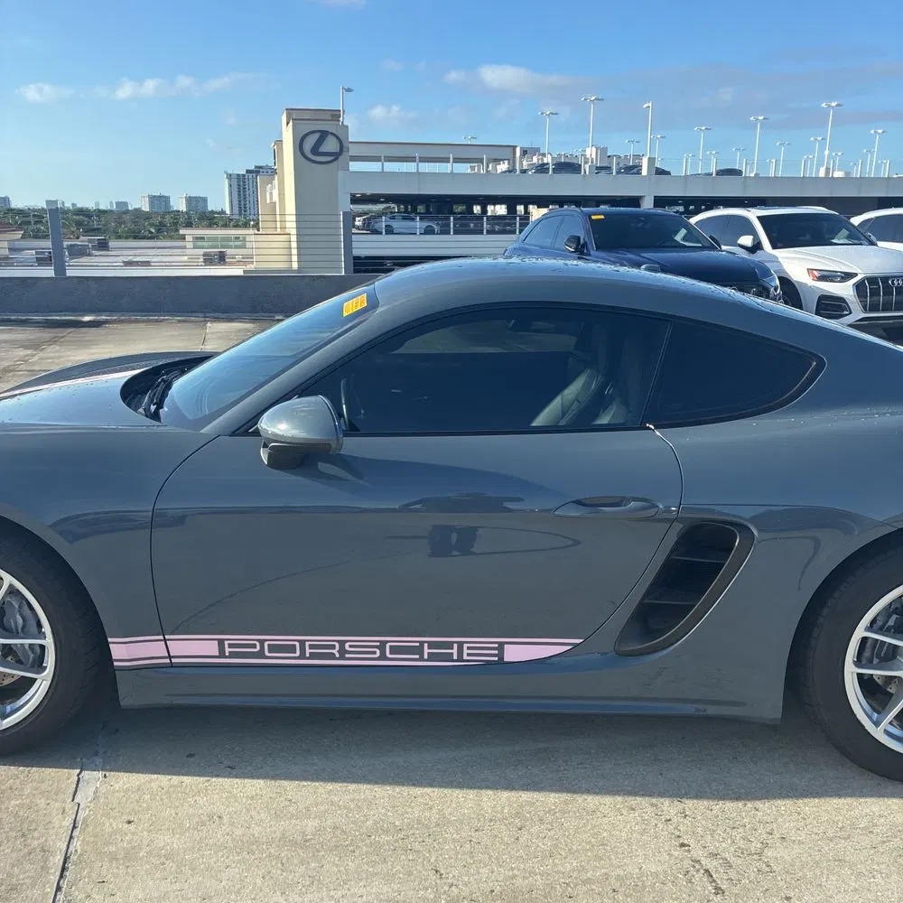 2017 Porsche 718 Cayman Base
