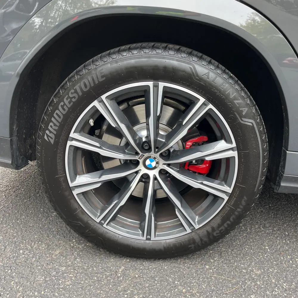 2024 BMW X6 M60i