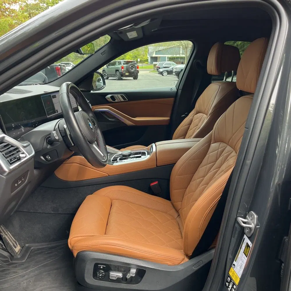 2024 BMW X6 M60i