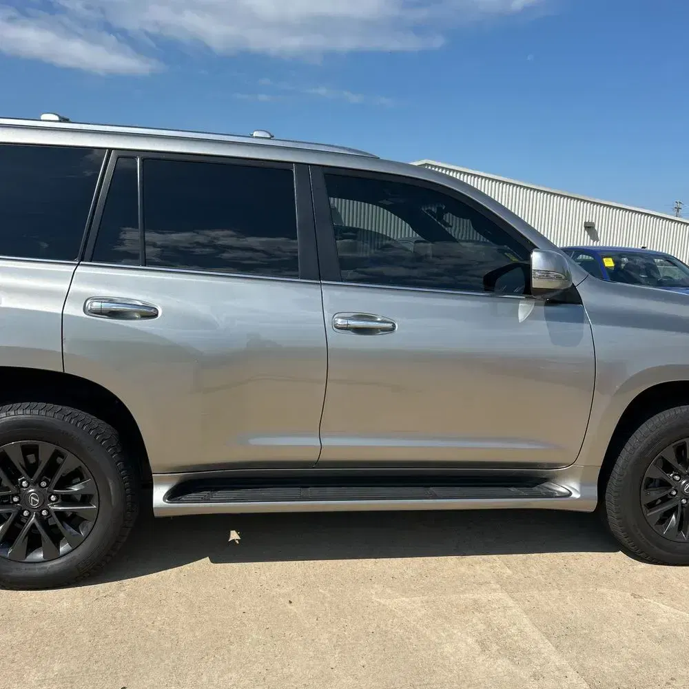 2023 Lexus GX 460 Base