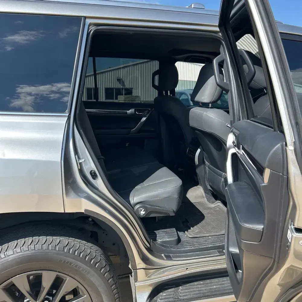 2023 Lexus GX 460 Base