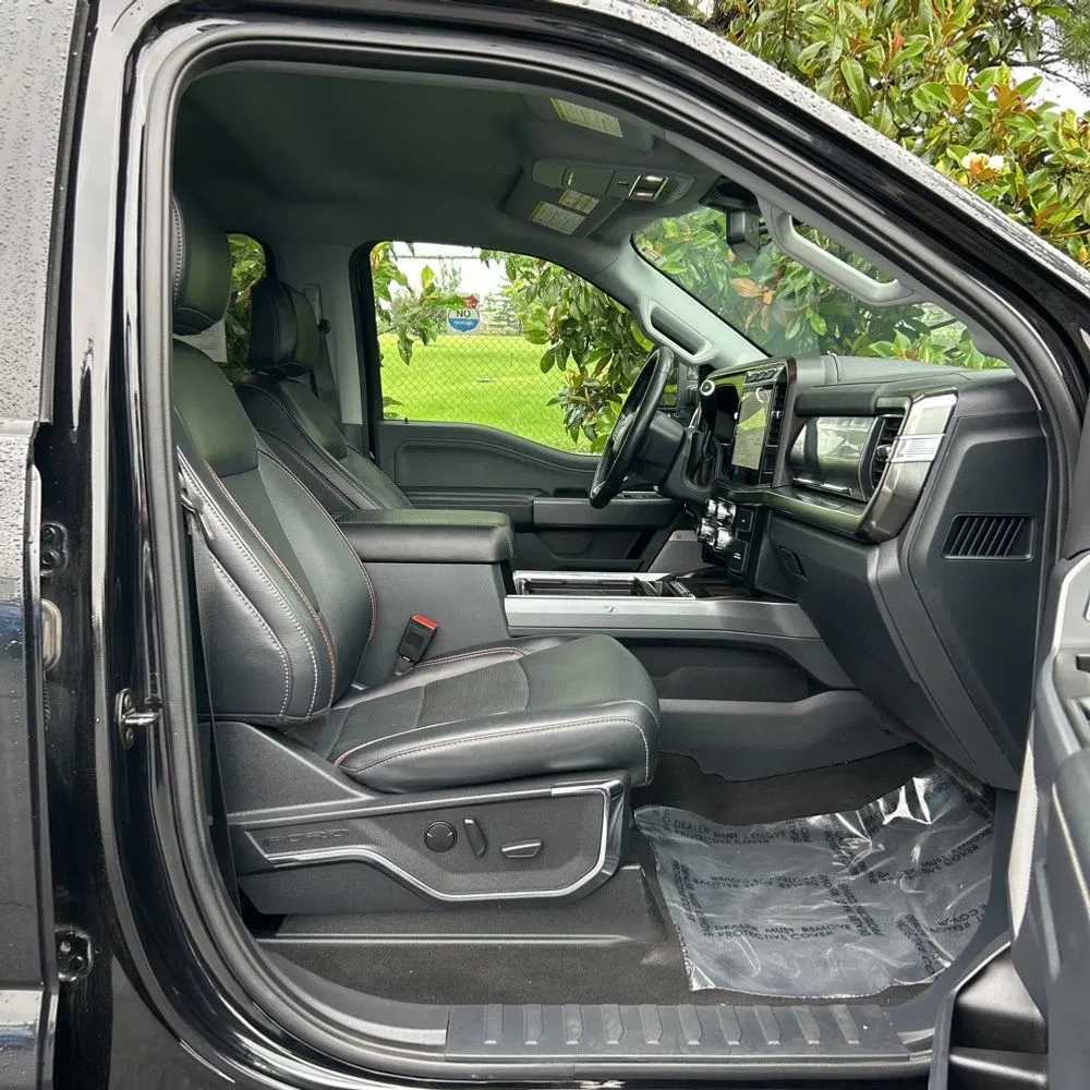 2024 Ford F450 S/D Lariat