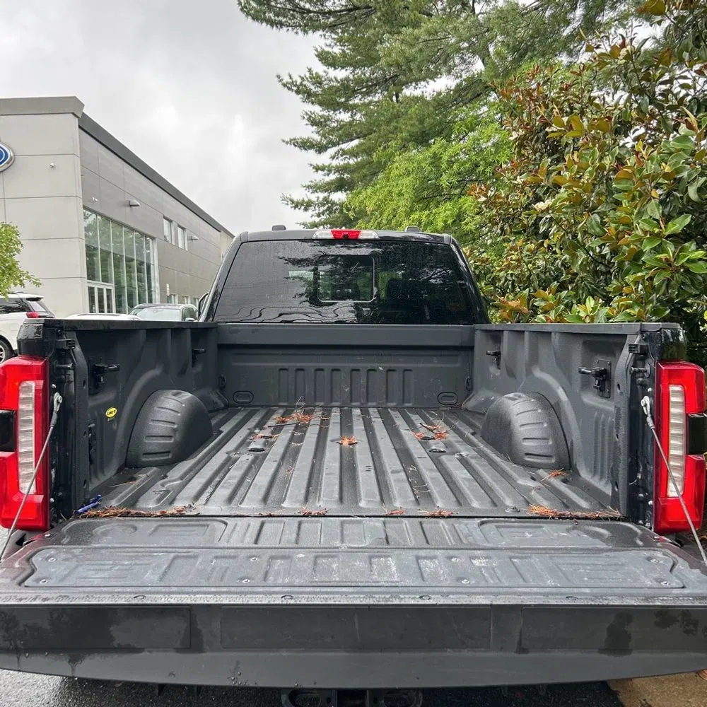 2024 Ford F450 S/D Lariat