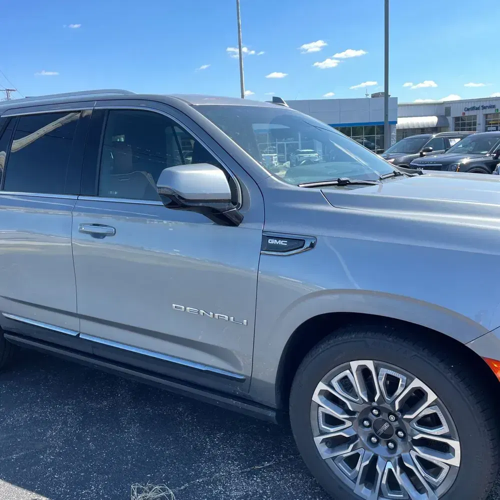 2023 GMC Yukon Denali Ultimate