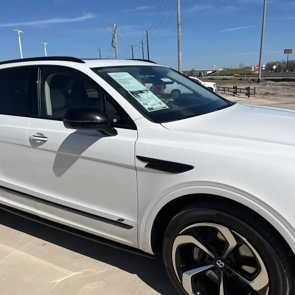 2022 Bentley Bentayga V8