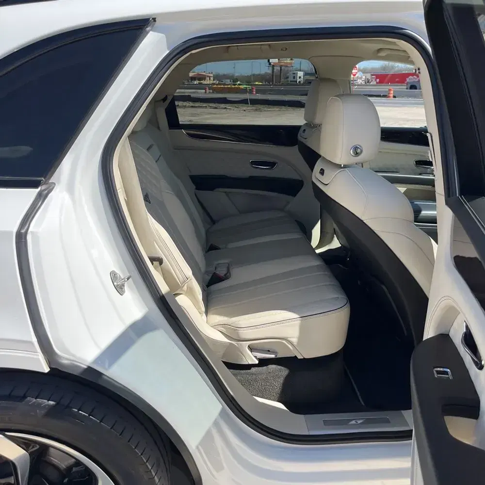 2022 Bentley Bentayga V8