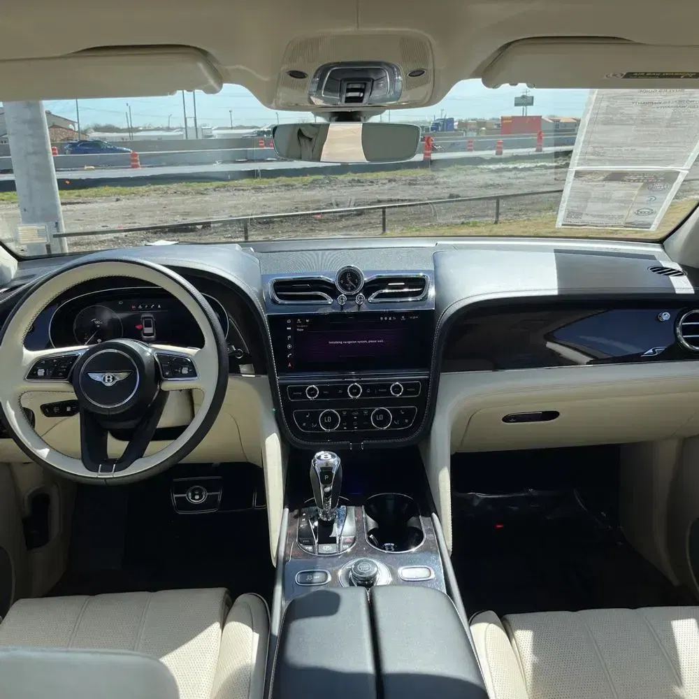 2022 Bentley Bentayga V8