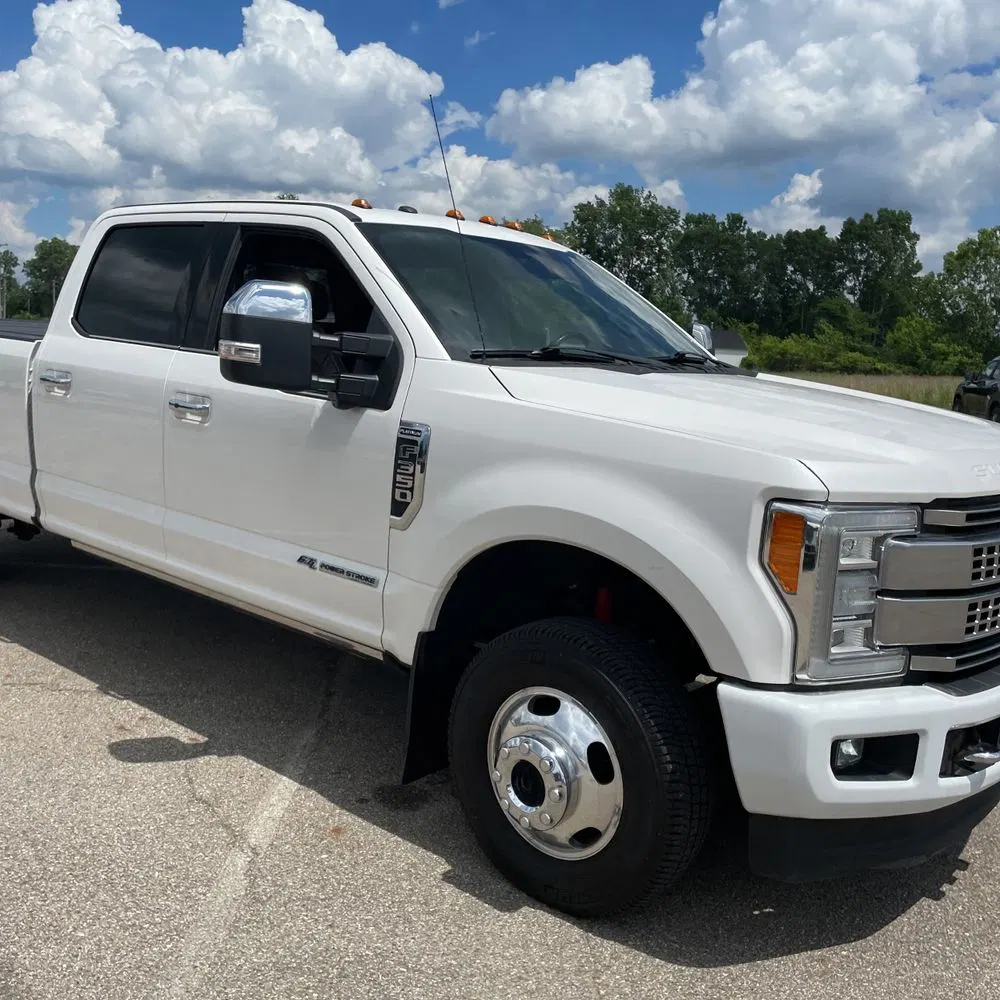 2017 Ford F350 S/D Platinum