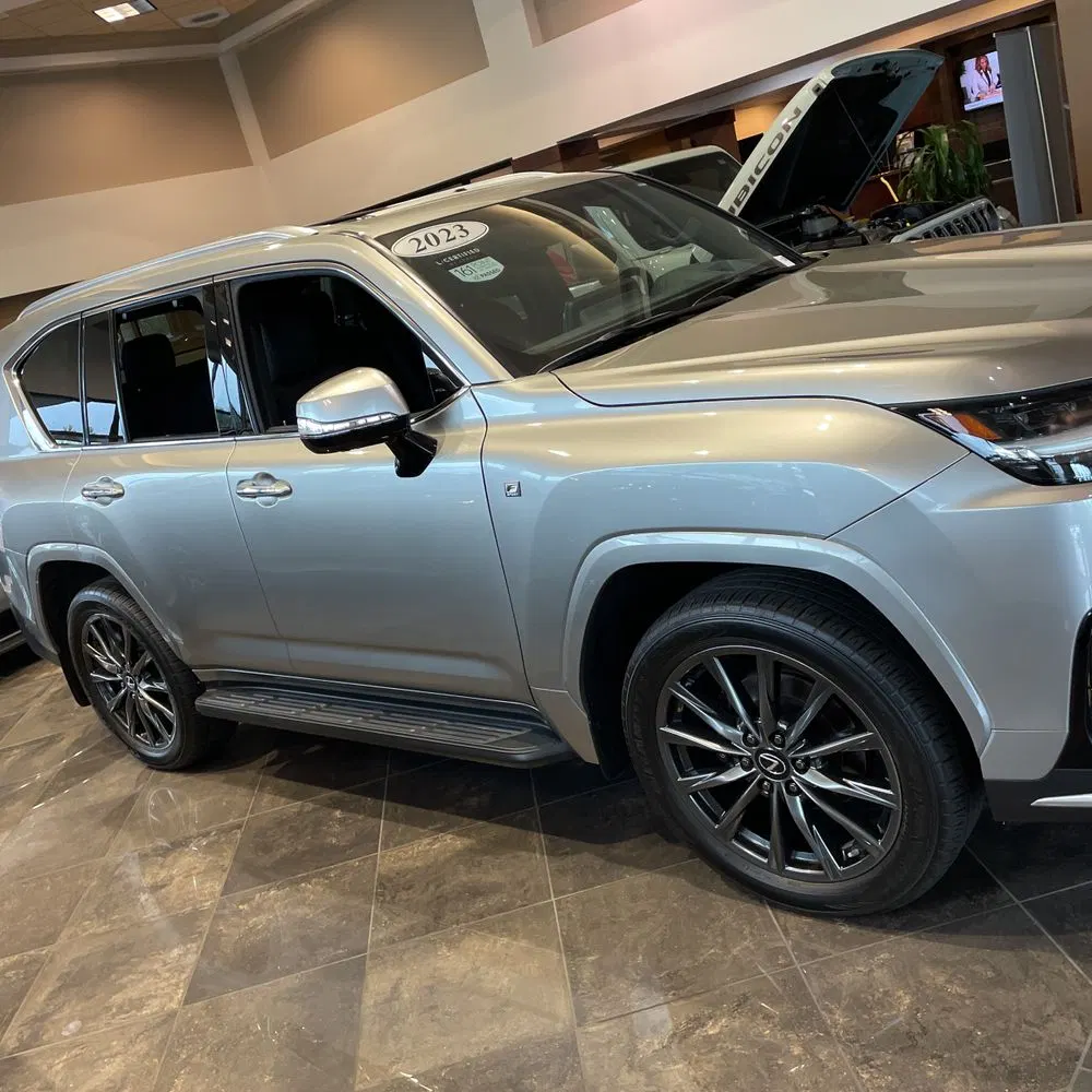 2023 Lexus LX 600 F SPORT Handling