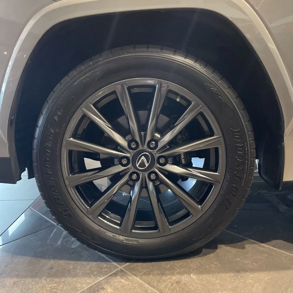 2023 Lexus LX 600 F SPORT Handling