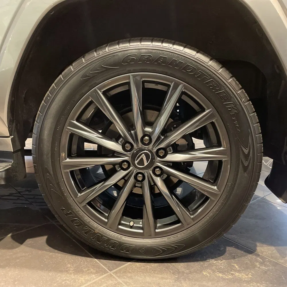 2023 Lexus LX 600 F SPORT Handling
