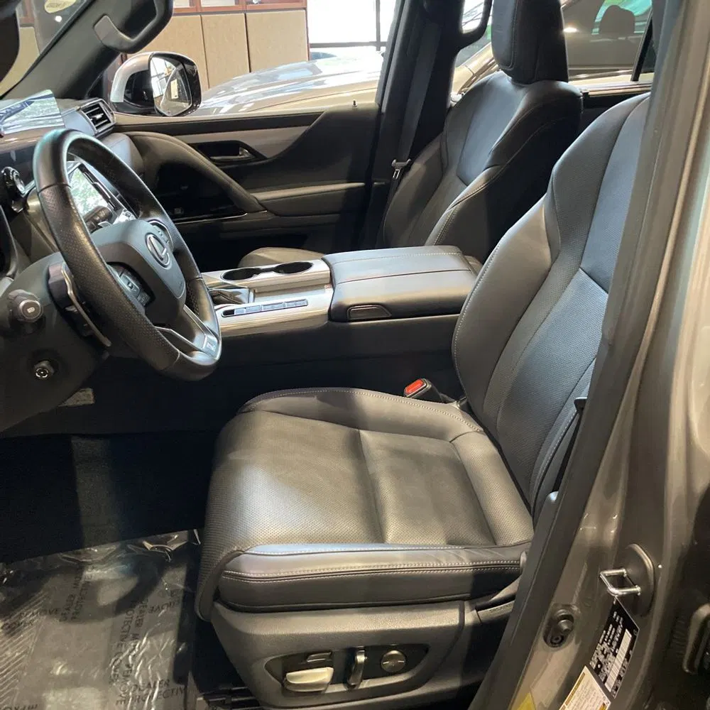 2023 Lexus LX 600 F SPORT Handling