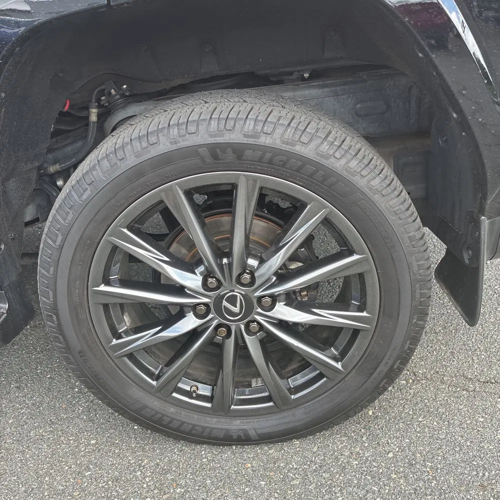 2022 Lexus LX 600 F SPORT Handling