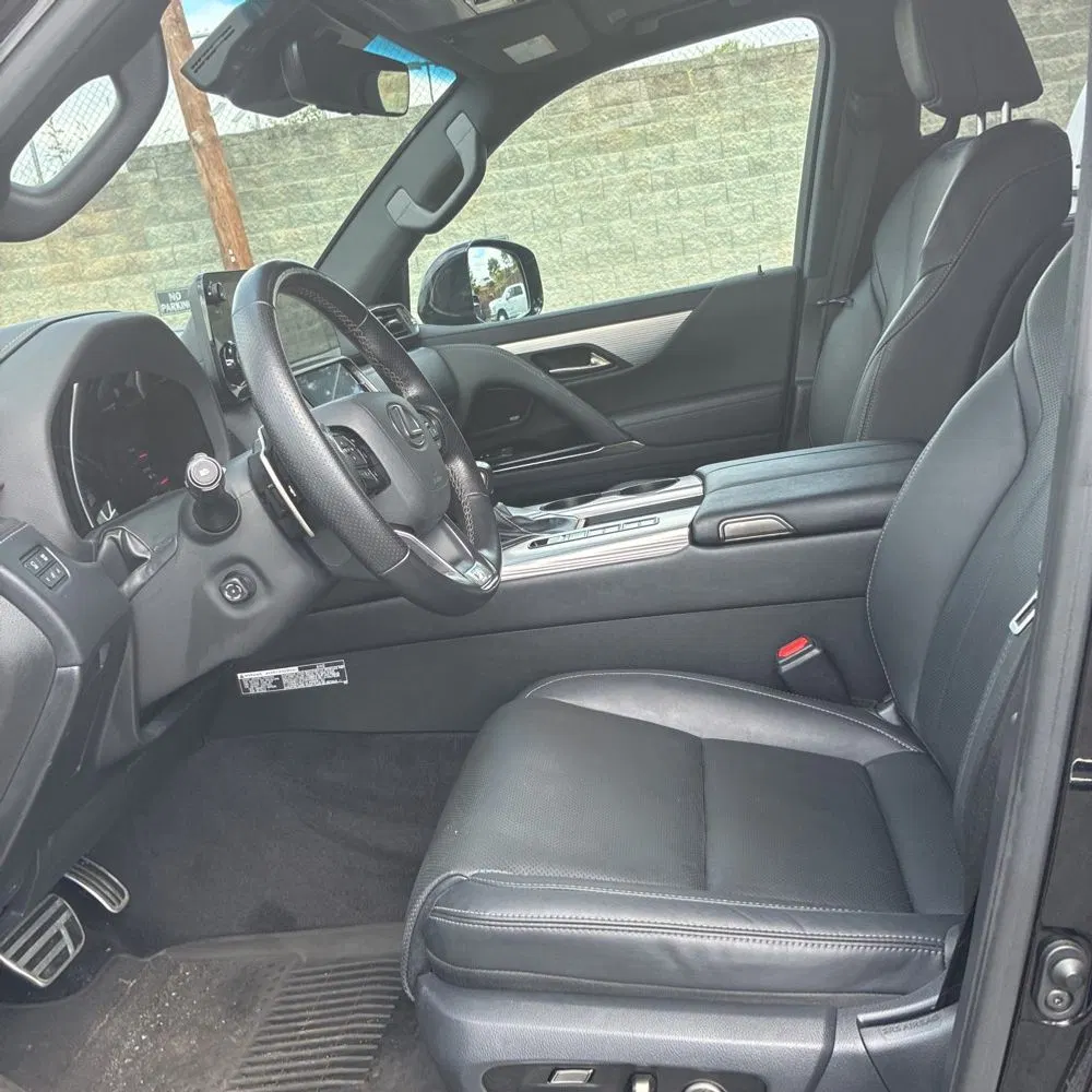 2022 Lexus LX 600 F SPORT Handling